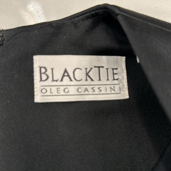 VTG Oleg Cassini - “Black Tie” Formal Top  w/ Rhinestone Buttons - EUC - 10 - Picture 10 of 13